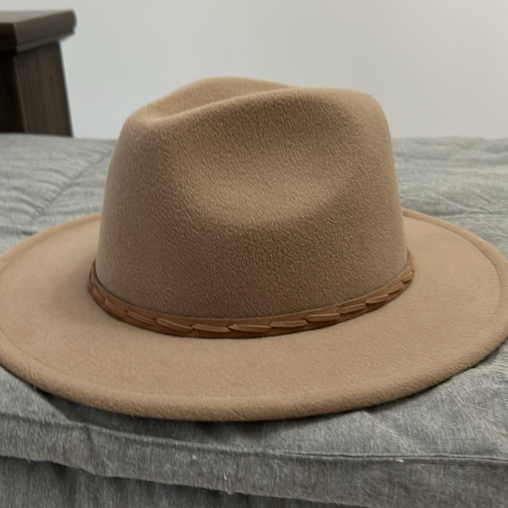 Time and Tru tan fedora one size fits all